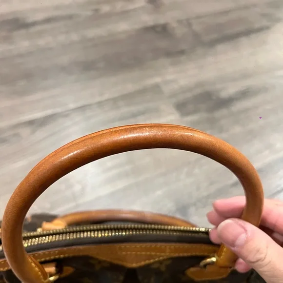 Louis Vuitton Dark Brown Monogram Tivoli PM handbag - Picture 3 of 8